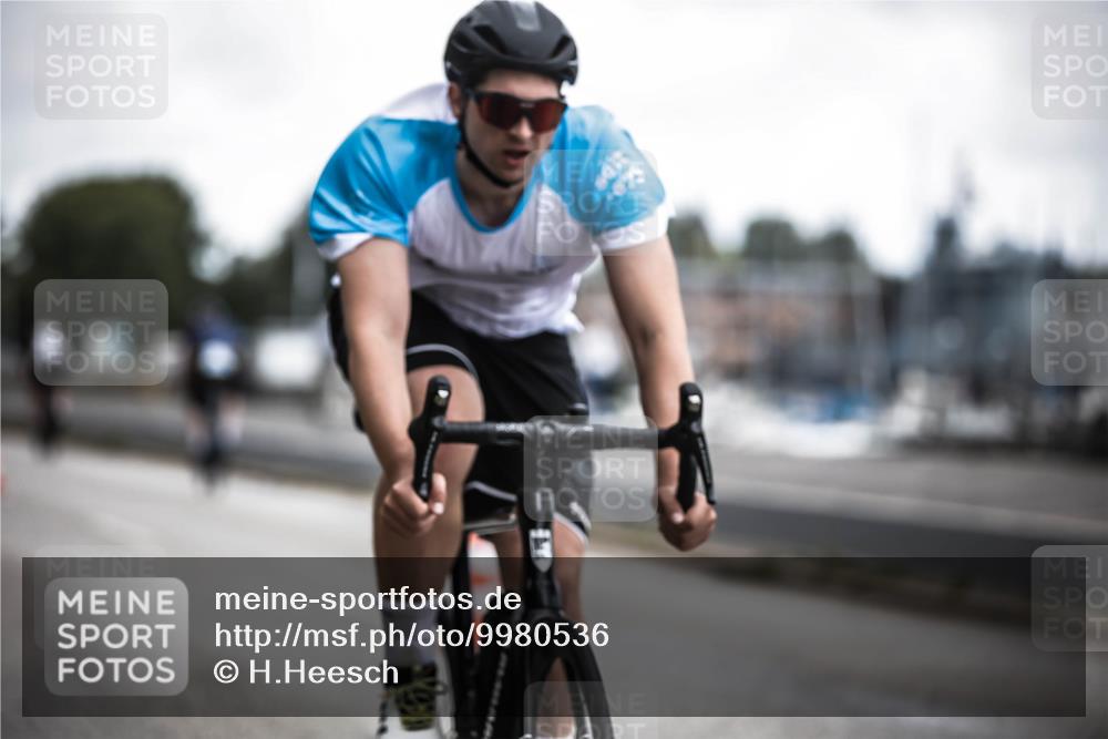 16.08.2026 - KN Förde Triathlon 2026 H.Heesch http://msf.ph/oto/9980536 16.08.2026 11:45:08 Radfahren  meine-sportfotos.de