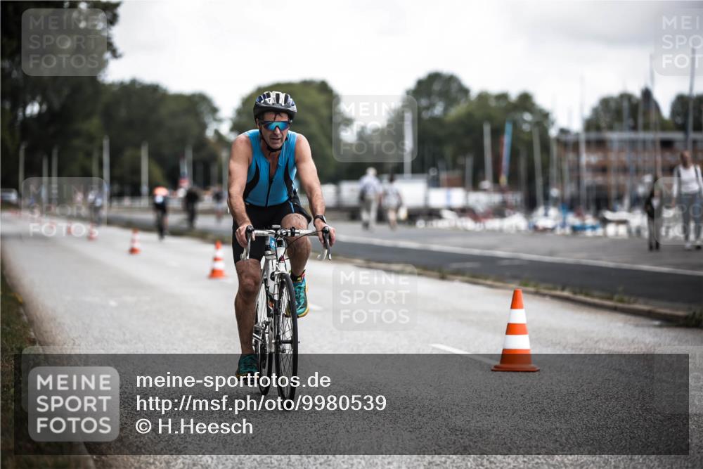 16.08.2026 - KN Förde Triathlon 2026 H.Heesch http://msf.ph/oto/9980539 16.08.2026 11:45:17 Radfahren 407 meine-sportfotos.de