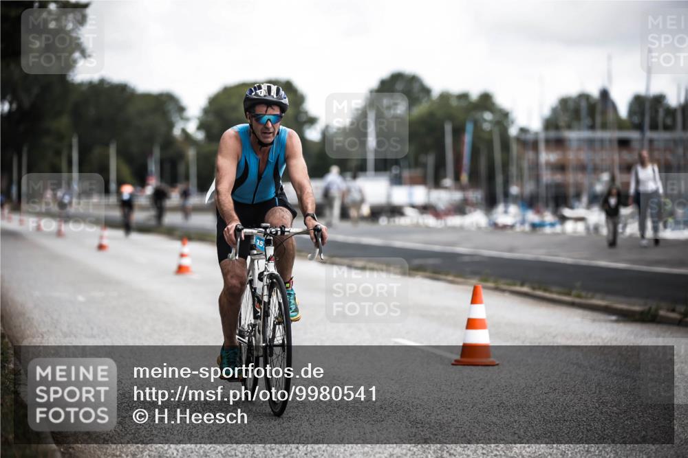 16.08.2026 - KN Förde Triathlon 2026 H.Heesch http://msf.ph/oto/9980541 16.08.2026 11:45:17 Radfahren 407 meine-sportfotos.de