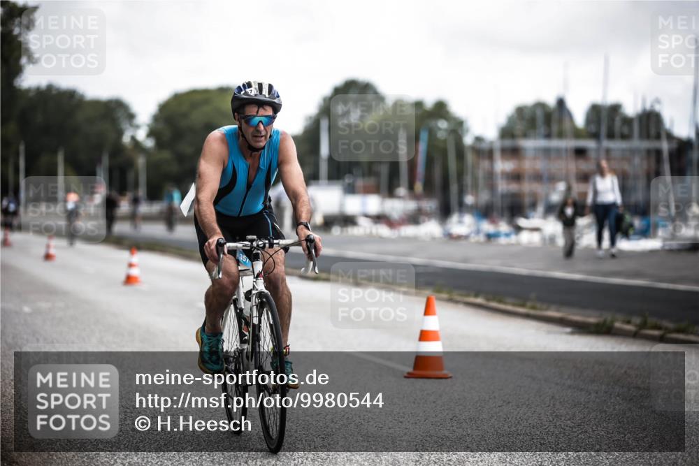 16.08.2026 - KN Förde Triathlon 2026 H.Heesch http://msf.ph/oto/9980544 16.08.2026 11:45:17 Radfahren 407 meine-sportfotos.de