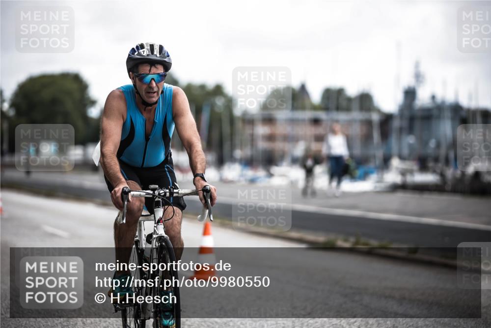 16.08.2026 - KN Förde Triathlon 2026 H.Heesch http://msf.ph/oto/9980550 16.08.2026 11:45:17 Radfahren 407 meine-sportfotos.de