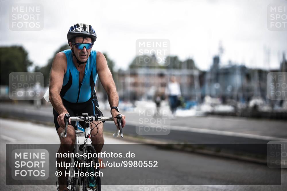 16.08.2026 - KN Förde Triathlon 2026 H.Heesch http://msf.ph/oto/9980552 16.08.2026 11:45:17 Radfahren 407 meine-sportfotos.de