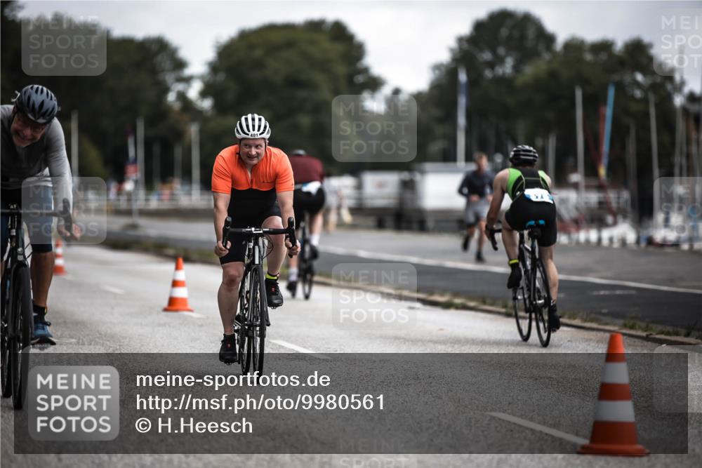 16.08.2026 - KN Förde Triathlon 2026 H.Heesch http://msf.ph/oto/9980561 16.08.2026 11:45:32 Radfahren 398 meine-sportfotos.de