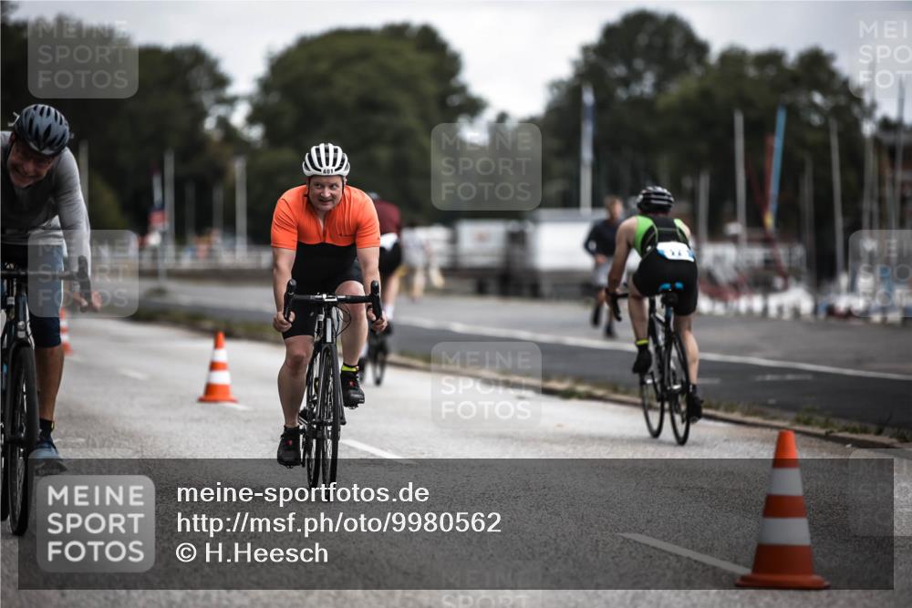 16.08.2026 - KN Förde Triathlon 2026 H.Heesch http://msf.ph/oto/9980562 16.08.2026 11:45:32 Radfahren 398 meine-sportfotos.de