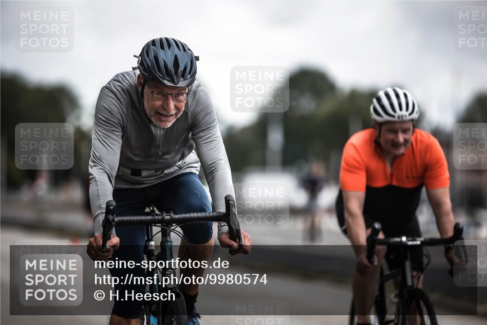 16.08.2026 - KN Förde Triathlon 2026 H.Heesch http://msf.ph/oto/9980574 16.08.2026 11:45:33 Radfahren 398 meine-sportfotos.de