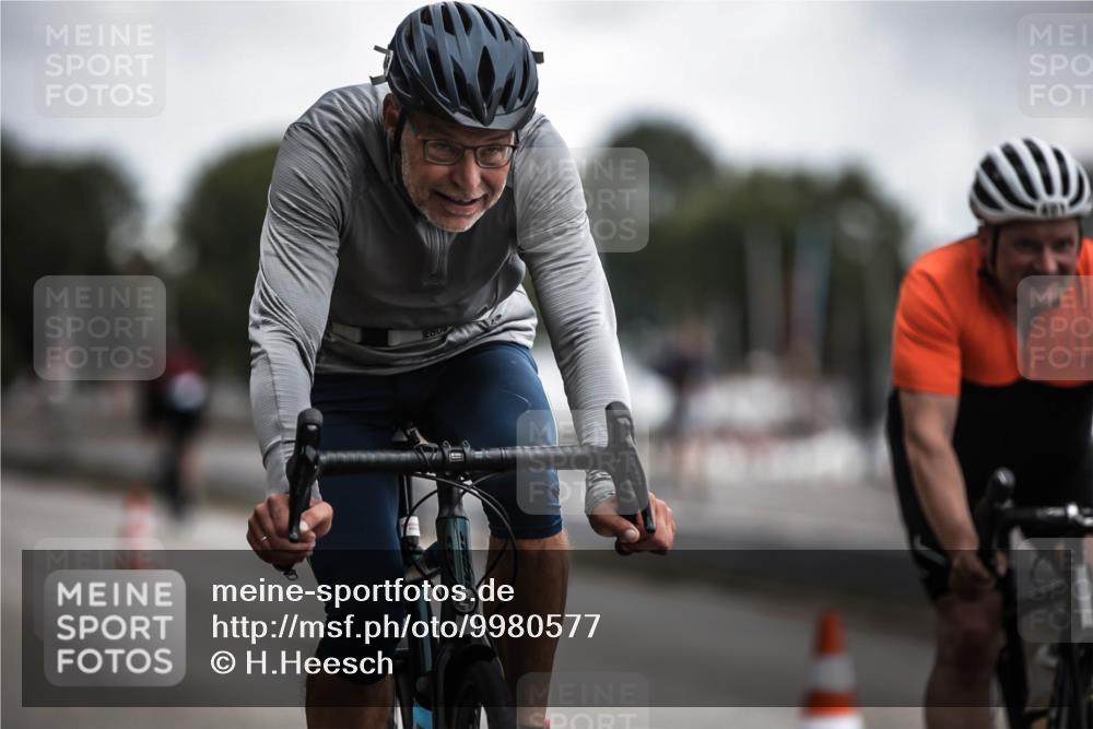 16.08.2026 - KN Förde Triathlon 2026 H.Heesch http://msf.ph/oto/9980577 16.08.2026 11:45:33 Radfahren 398 meine-sportfotos.de
