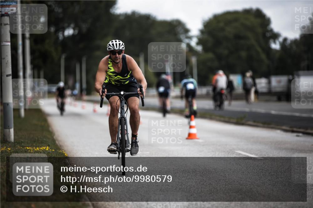 16.08.2026 - KN Förde Triathlon 2026 H.Heesch http://msf.ph/oto/9980579 16.08.2026 11:46:29 Radfahren 802 meine-sportfotos.de