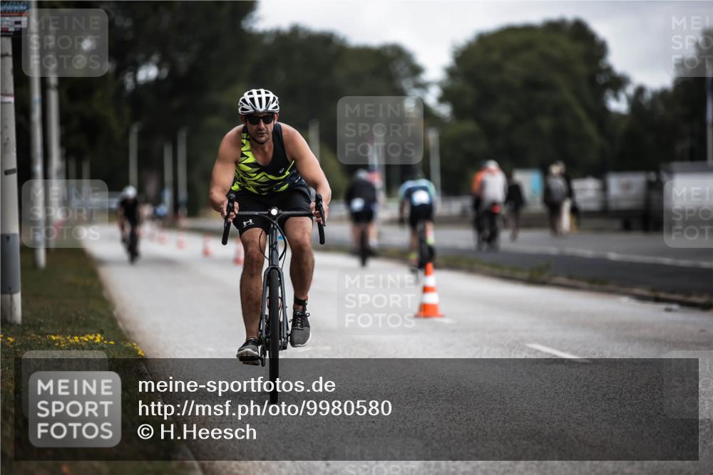 16.08.2026 - KN Förde Triathlon 2026 H.Heesch http://msf.ph/oto/9980580 16.08.2026 11:46:29 Radfahren 802 meine-sportfotos.de