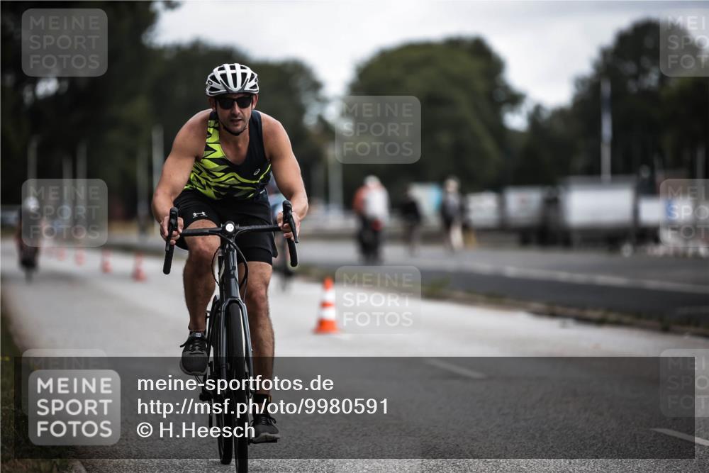 16.08.2026 - KN Förde Triathlon 2026 H.Heesch http://msf.ph/oto/9980591 16.08.2026 11:46:30 Radfahren 802 meine-sportfotos.de