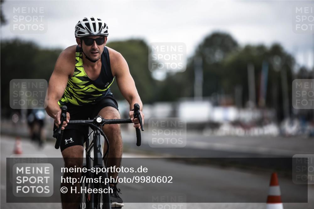 16.08.2026 - KN Förde Triathlon 2026 H.Heesch http://msf.ph/oto/9980602 16.08.2026 11:46:30 Radfahren 802 meine-sportfotos.de