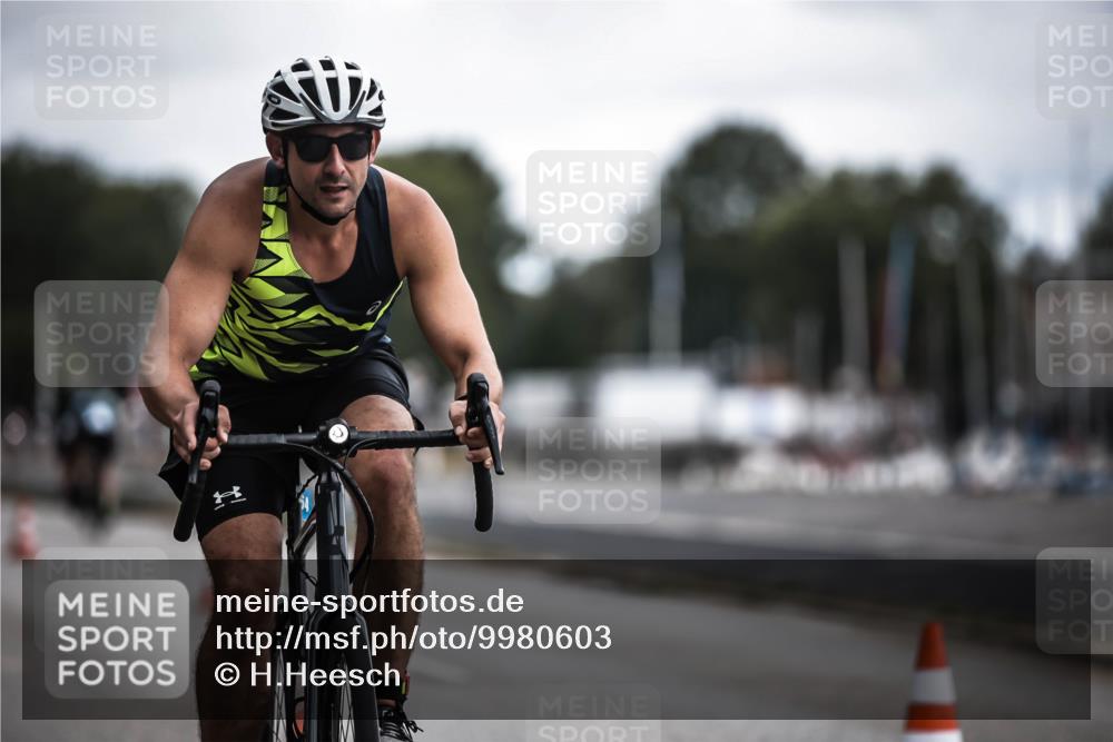 16.08.2026 - KN Förde Triathlon 2026 H.Heesch http://msf.ph/oto/9980603 16.08.2026 11:46:30 Radfahren 802 meine-sportfotos.de