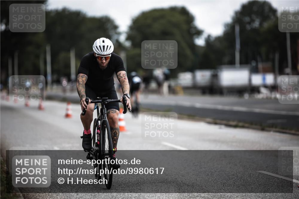 16.08.2026 - KN Förde Triathlon 2026 H.Heesch http://msf.ph/oto/9980617 16.08.2026 11:46:36 Radfahren  meine-sportfotos.de