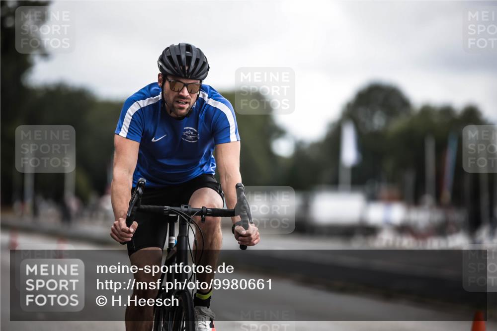 16.08.2026 - KN Förde Triathlon 2026 H.Heesch http://msf.ph/oto/9980661 16.08.2026 11:47:30 Radfahren 424 meine-sportfotos.de