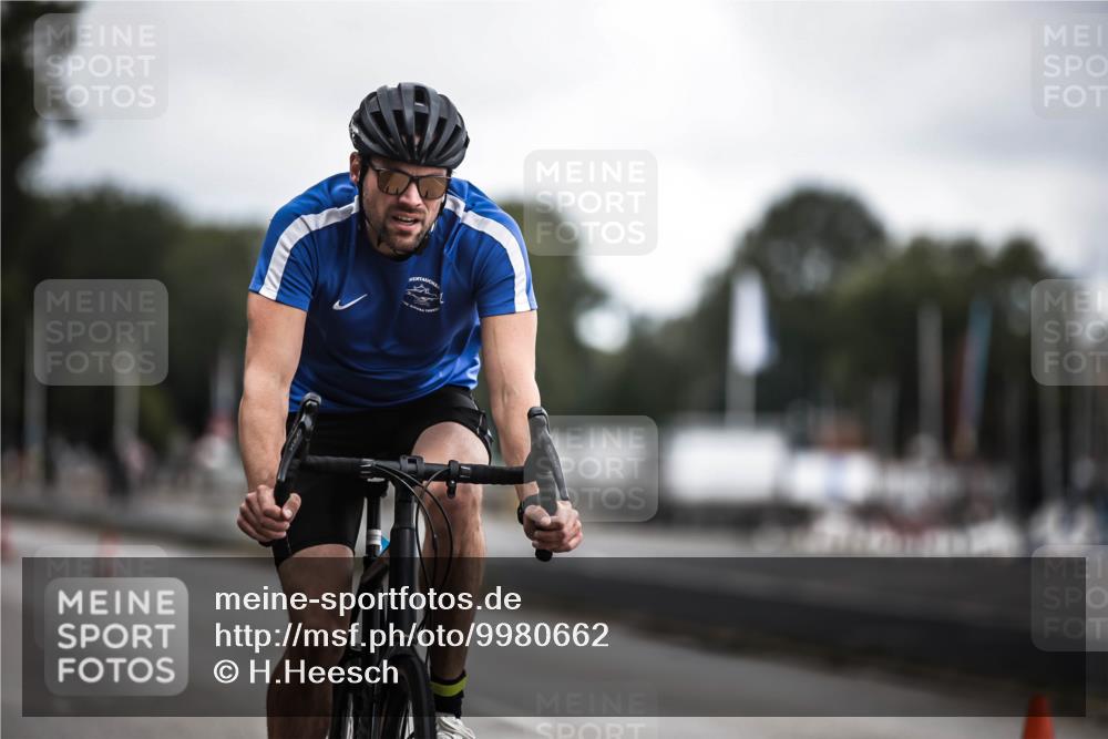 16.08.2026 - KN Förde Triathlon 2026 H.Heesch http://msf.ph/oto/9980662 16.08.2026 11:47:30 Radfahren 424 meine-sportfotos.de