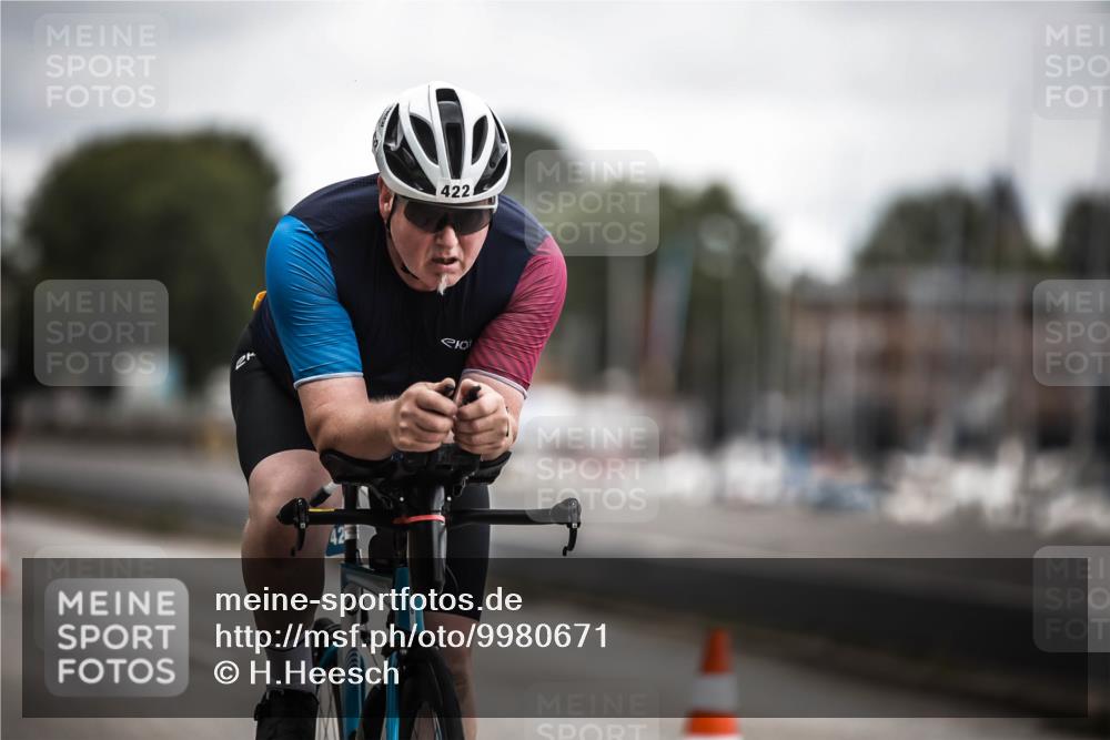 16.08.2026 - KN Förde Triathlon 2026 H.Heesch http://msf.ph/oto/9980671 16.08.2026 11:47:34 Radfahren  meine-sportfotos.de