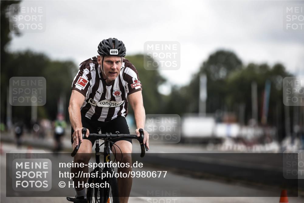 16.08.2026 - KN Förde Triathlon 2026 H.Heesch http://msf.ph/oto/9980677 16.08.2026 11:47:39 Radfahren 360, 406 meine-sportfotos.de