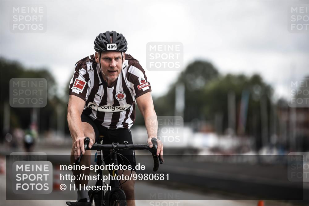 16.08.2026 - KN Förde Triathlon 2026 H.Heesch http://msf.ph/oto/9980681 16.08.2026 11:47:40 Radfahren 360, 406 meine-sportfotos.de