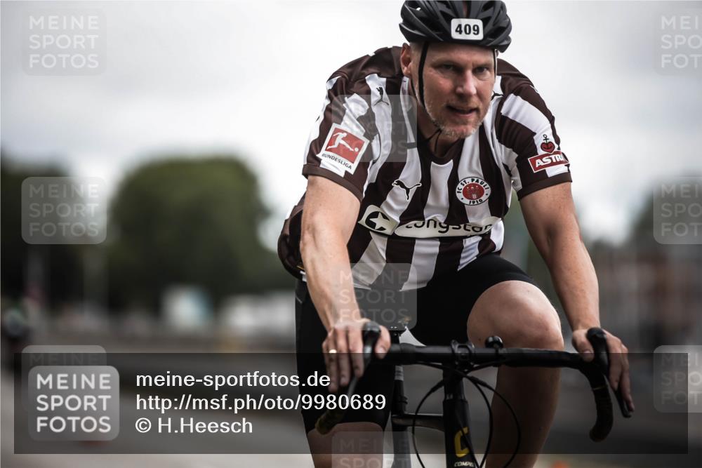 16.08.2026 - KN Förde Triathlon 2026 H.Heesch http://msf.ph/oto/9980689 16.08.2026 11:47:40 Radfahren 360, 406 meine-sportfotos.de