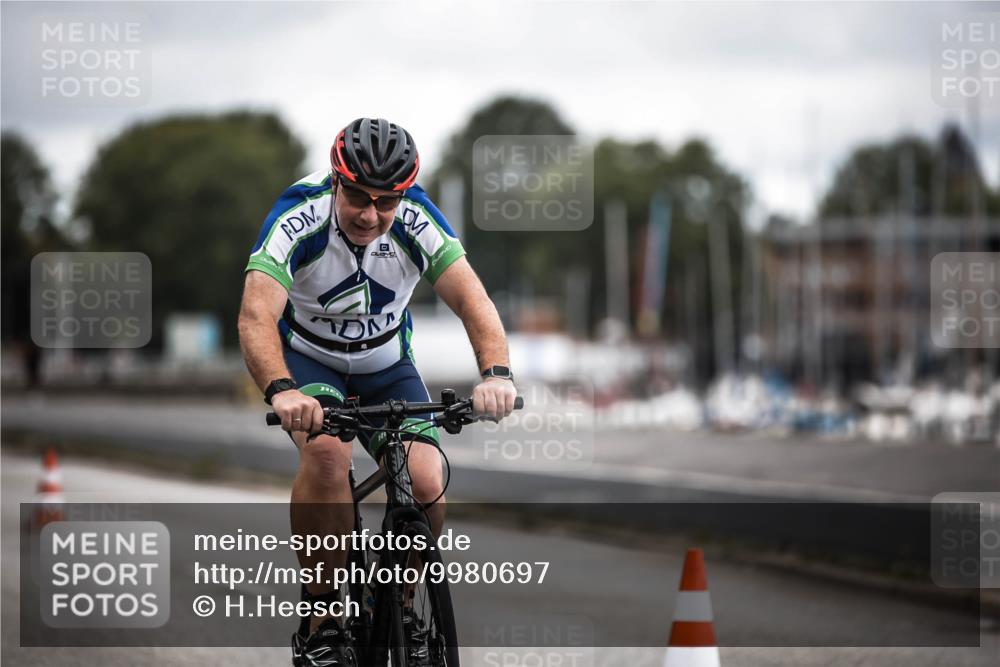 16.08.2026 - KN Förde Triathlon 2026 H.Heesch http://msf.ph/oto/9980697 16.08.2026 11:47:56 Radfahren 417 meine-sportfotos.de
