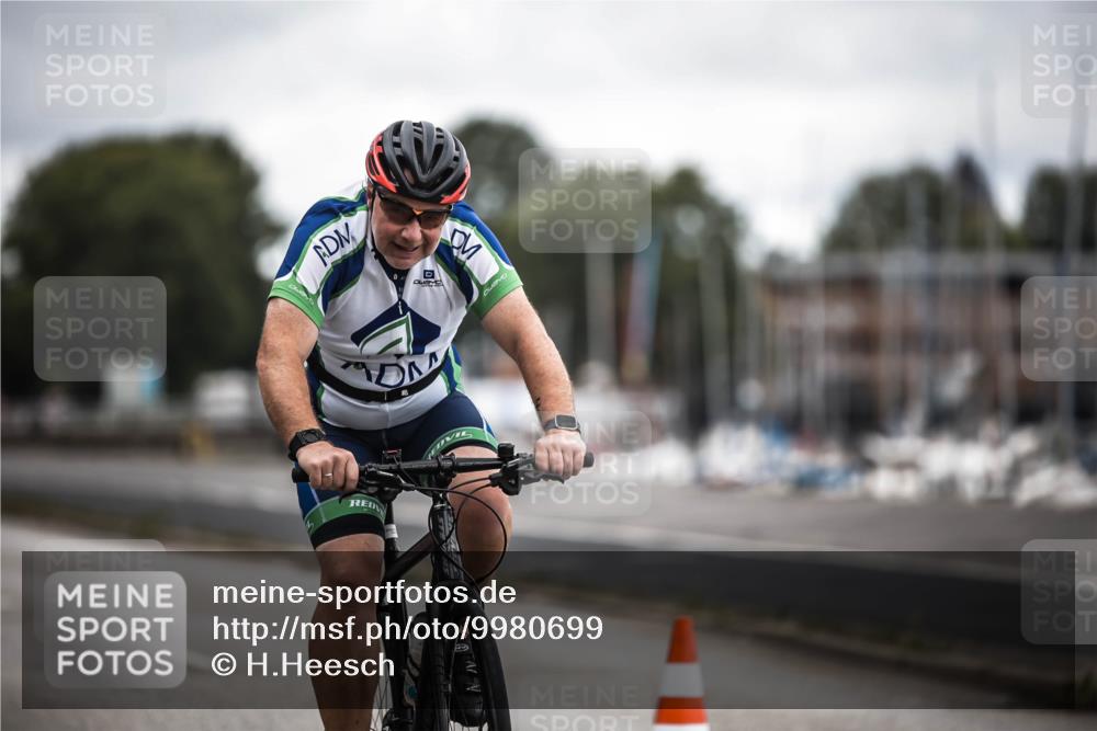 16.08.2026 - KN Förde Triathlon 2026 H.Heesch http://msf.ph/oto/9980699 16.08.2026 11:47:56 Radfahren 417 meine-sportfotos.de