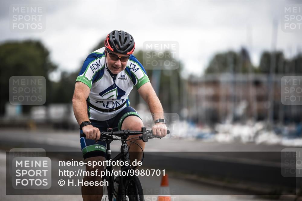 16.08.2026 - KN Förde Triathlon 2026 H.Heesch http://msf.ph/oto/9980701 16.08.2026 11:47:56 Radfahren 417 meine-sportfotos.de