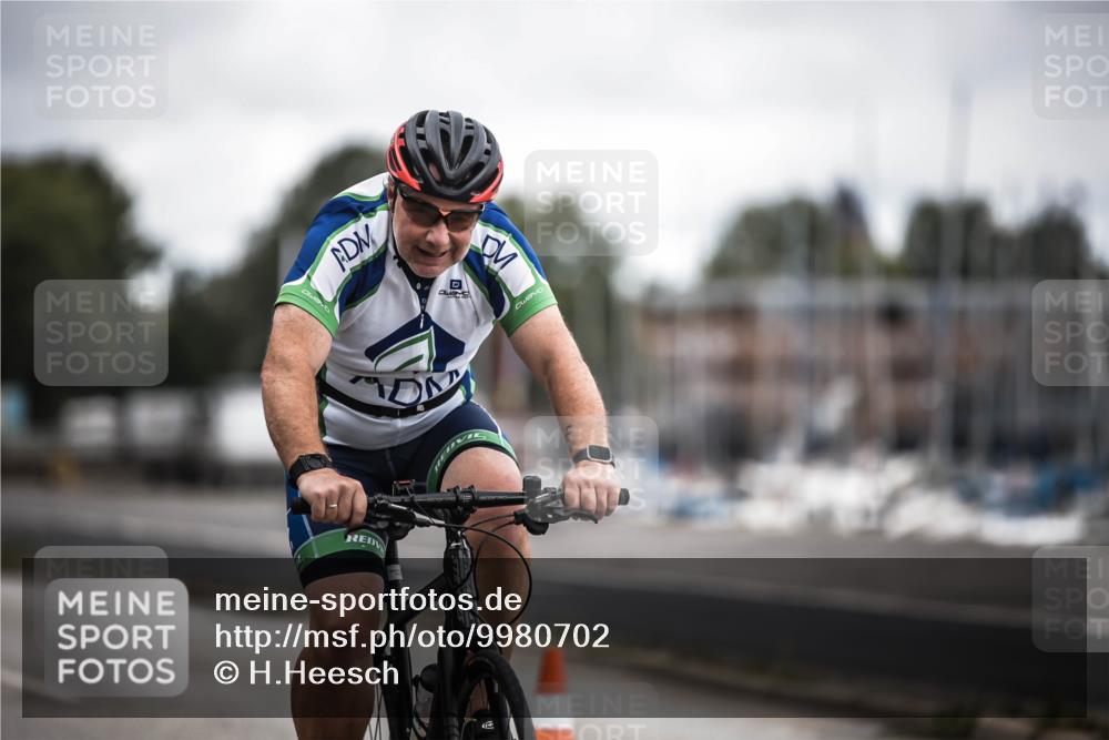 16.08.2026 - KN Förde Triathlon 2026 H.Heesch http://msf.ph/oto/9980702 16.08.2026 11:47:56 Radfahren 417 meine-sportfotos.de