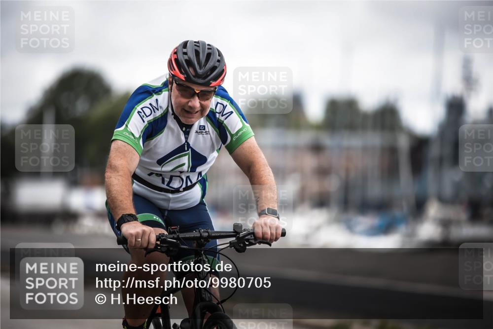 16.08.2026 - KN Förde Triathlon 2026 H.Heesch http://msf.ph/oto/9980705 16.08.2026 11:47:56 Radfahren 417 meine-sportfotos.de
