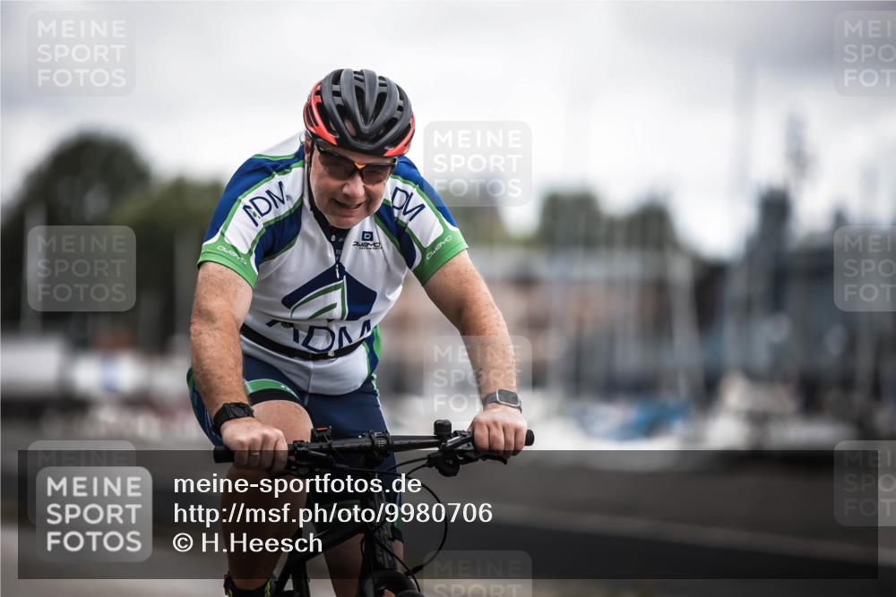 16.08.2026 - KN Förde Triathlon 2026 H.Heesch http://msf.ph/oto/9980706 16.08.2026 11:47:56 Radfahren 417 meine-sportfotos.de