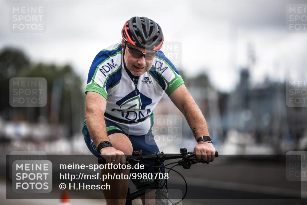 16.08.2026 - KN Förde Triathlon 2026 H.Heesch http://msf.ph/oto/9980708 16.08.2026 11:47:56 Radfahren 417 meine-sportfotos.de