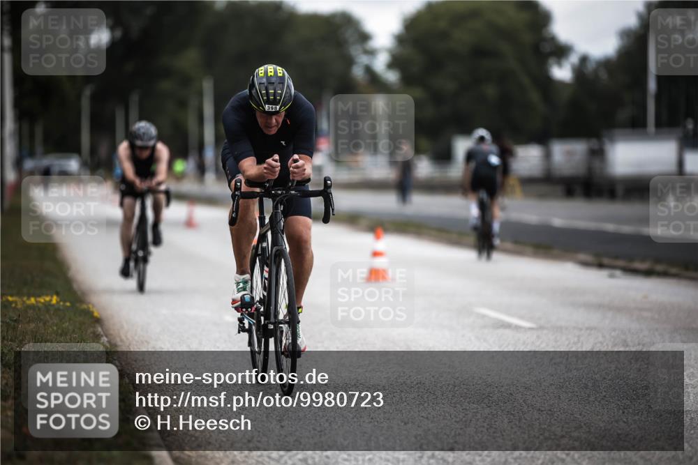 16.08.2026 - KN Förde Triathlon 2026 H.Heesch http://msf.ph/oto/9980723 16.08.2026 11:48:10 Radfahren  meine-sportfotos.de