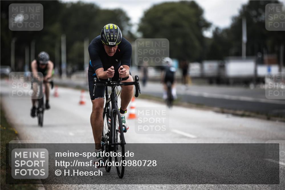 16.08.2026 - KN Förde Triathlon 2026 H.Heesch http://msf.ph/oto/9980728 16.08.2026 11:48:10 Radfahren  meine-sportfotos.de