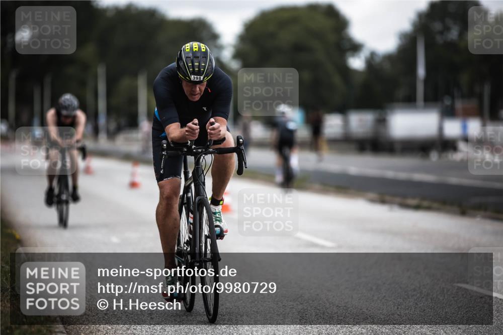 16.08.2026 - KN Förde Triathlon 2026 H.Heesch http://msf.ph/oto/9980729 16.08.2026 11:48:10 Radfahren  meine-sportfotos.de