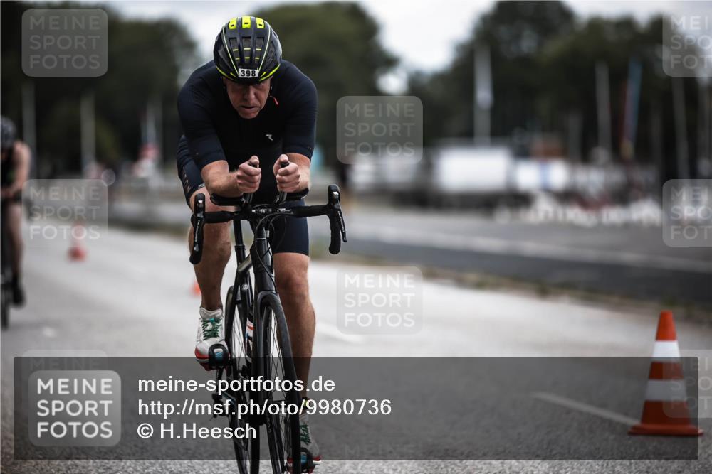 16.08.2026 - KN Förde Triathlon 2026 H.Heesch http://msf.ph/oto/9980736 16.08.2026 11:48:10 Radfahren  meine-sportfotos.de