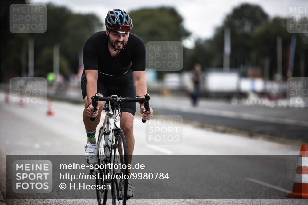 16.08.2026 - KN Förde Triathlon 2026 H.Heesch http://msf.ph/oto/9980784 16.08.2026 11:48:34 Radfahren  meine-sportfotos.de
