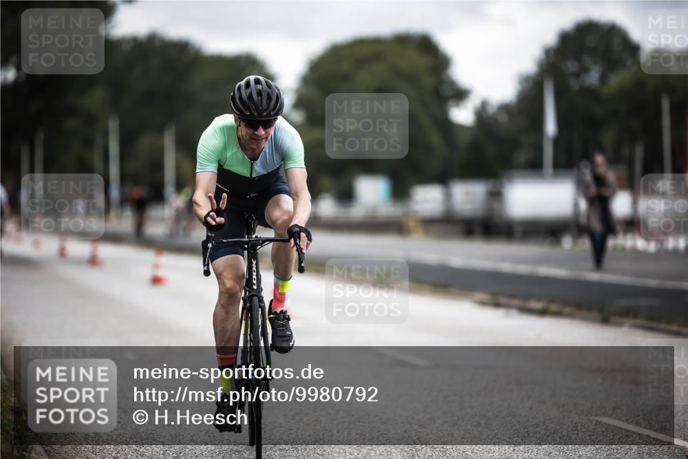 16.08.2026 - KN Förde Triathlon 2026 H.Heesch http://msf.ph/oto/9980792 16.08.2026 11:48:43 Radfahren 334 meine-sportfotos.de