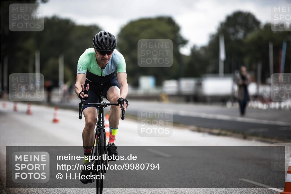 16.08.2026 - KN Förde Triathlon 2026 H.Heesch http://msf.ph/oto/9980794 16.08.2026 11:48:43 Radfahren 334 meine-sportfotos.de