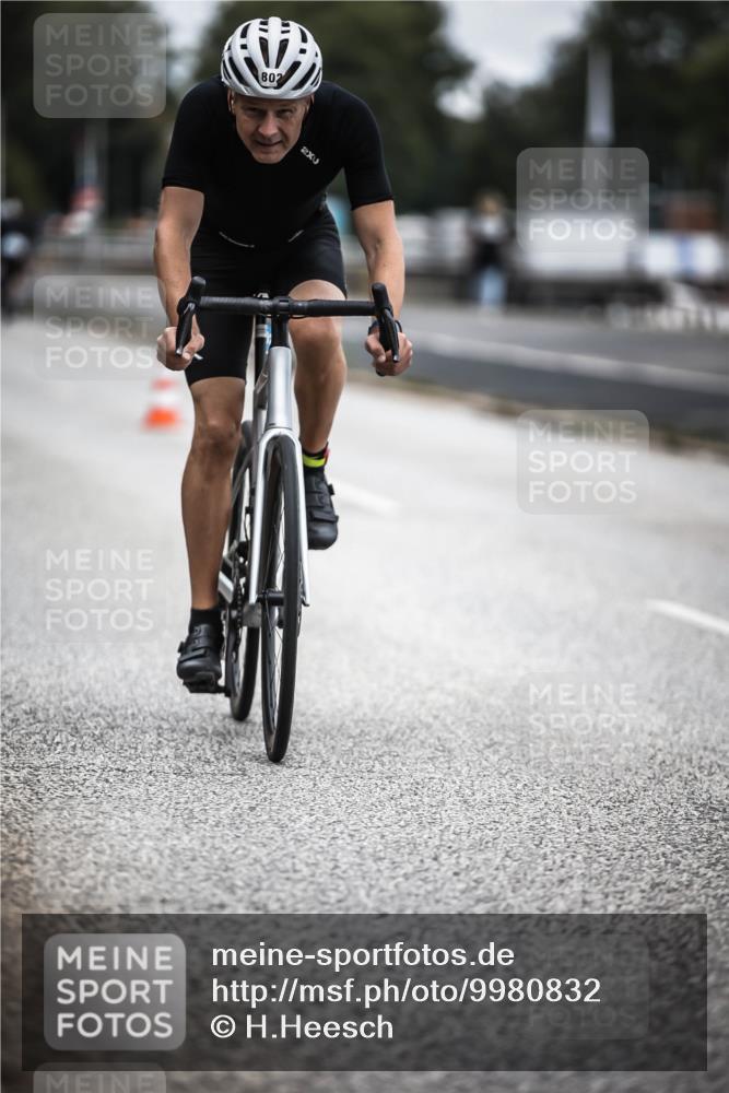 16.08.2026 - KN Förde Triathlon 2026 H.Heesch http://msf.ph/oto/9980832 16.08.2026 11:49:02 Radfahren 426 meine-sportfotos.de