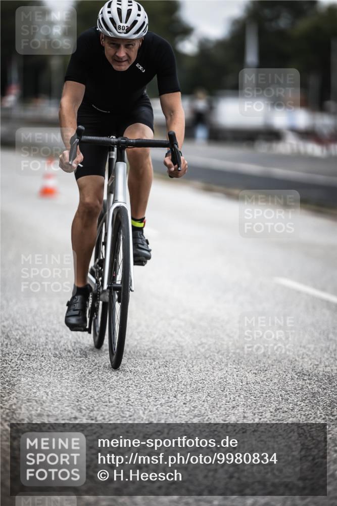 16.08.2026 - KN Förde Triathlon 2026 H.Heesch http://msf.ph/oto/9980834 16.08.2026 11:49:02 Radfahren 426 meine-sportfotos.de
