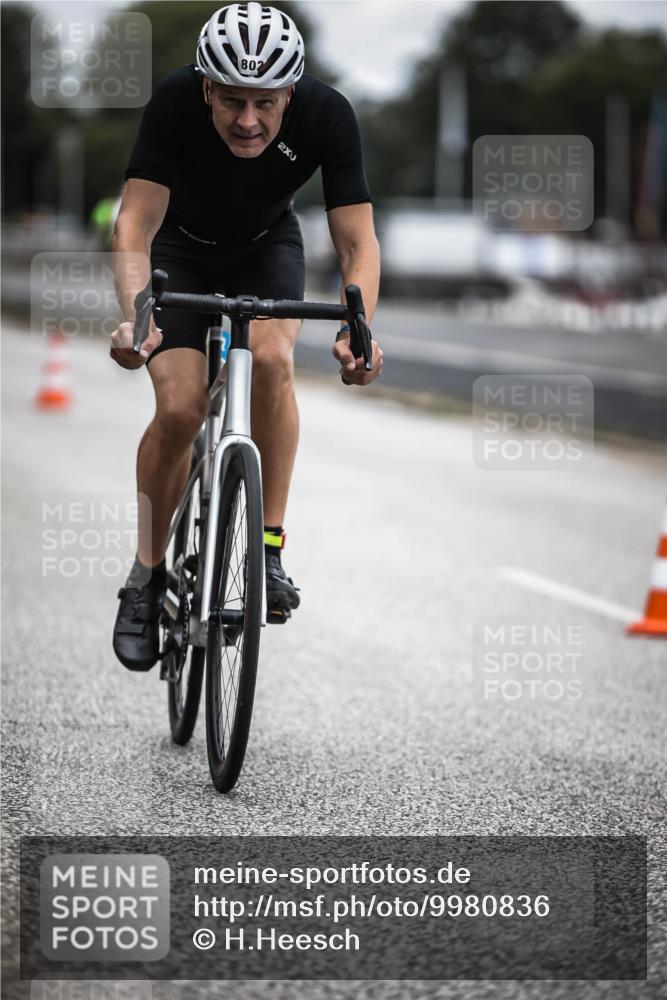 16.08.2026 - KN Förde Triathlon 2026 H.Heesch http://msf.ph/oto/9980836 16.08.2026 11:49:02 Radfahren 426 meine-sportfotos.de