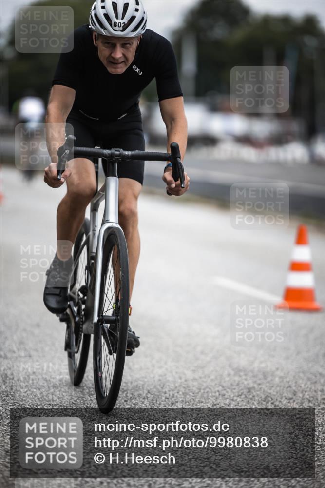 16.08.2026 - KN Förde Triathlon 2026 H.Heesch http://msf.ph/oto/9980838 16.08.2026 11:49:02 Radfahren 426 meine-sportfotos.de