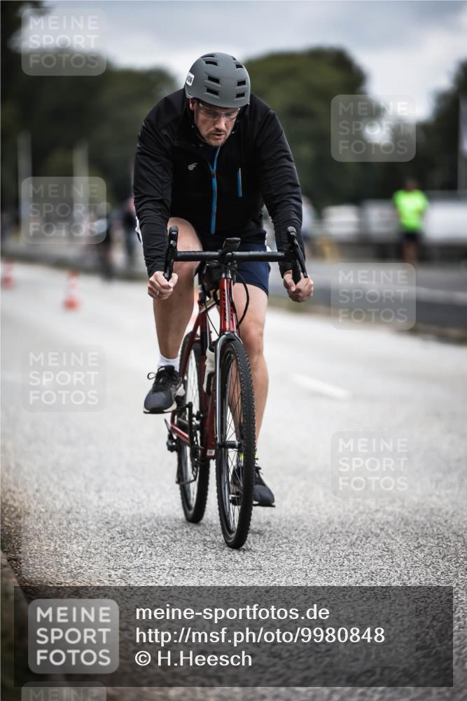 16.08.2026 - KN Förde Triathlon 2026 H.Heesch http://msf.ph/oto/9980848 16.08.2026 11:49:14 Radfahren 436 meine-sportfotos.de