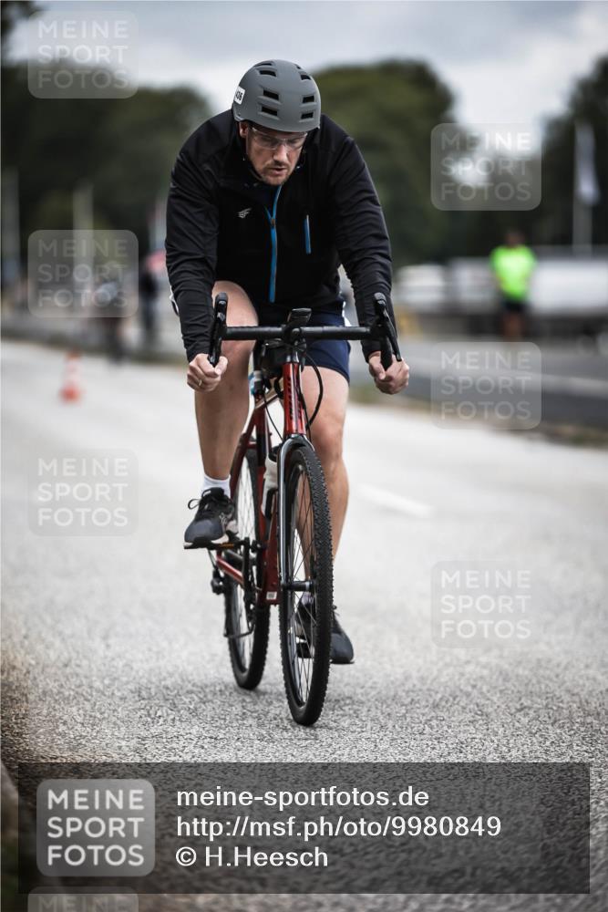 16.08.2026 - KN Förde Triathlon 2026 H.Heesch http://msf.ph/oto/9980849 16.08.2026 11:49:14 Radfahren 436 meine-sportfotos.de
