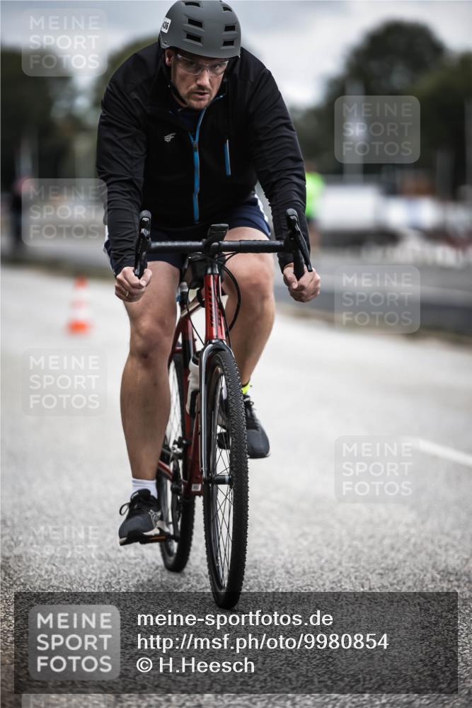 16.08.2026 - KN Förde Triathlon 2026 H.Heesch http://msf.ph/oto/9980854 16.08.2026 11:49:14 Radfahren 436 meine-sportfotos.de