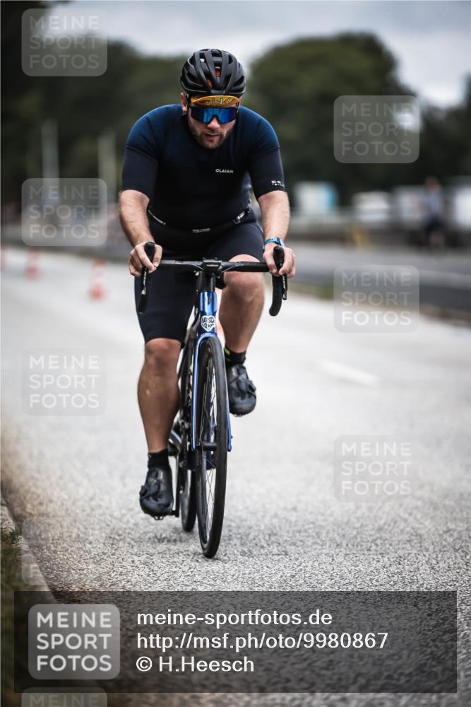 16.08.2026 - KN Förde Triathlon 2026 H.Heesch http://msf.ph/oto/9980867 16.08.2026 11:49:26 Radfahren  meine-sportfotos.de