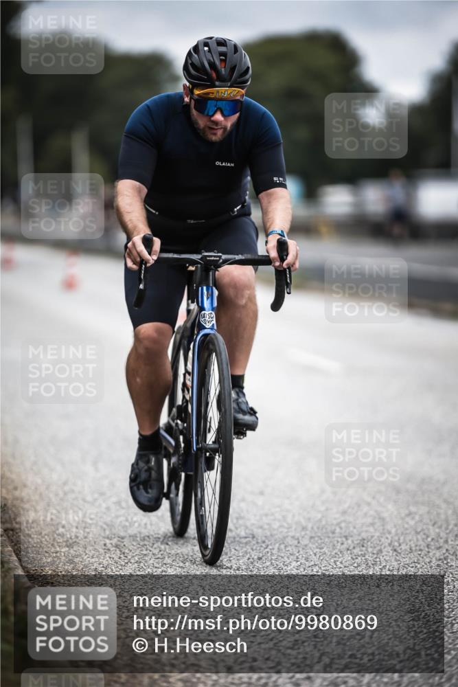 16.08.2026 - KN Förde Triathlon 2026 H.Heesch http://msf.ph/oto/9980869 16.08.2026 11:49:26 Radfahren  meine-sportfotos.de