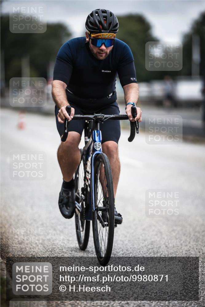 16.08.2026 - KN Förde Triathlon 2026 H.Heesch http://msf.ph/oto/9980871 16.08.2026 11:49:26 Radfahren  meine-sportfotos.de