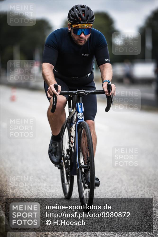 16.08.2026 - KN Förde Triathlon 2026 H.Heesch http://msf.ph/oto/9980872 16.08.2026 11:49:26 Radfahren  meine-sportfotos.de