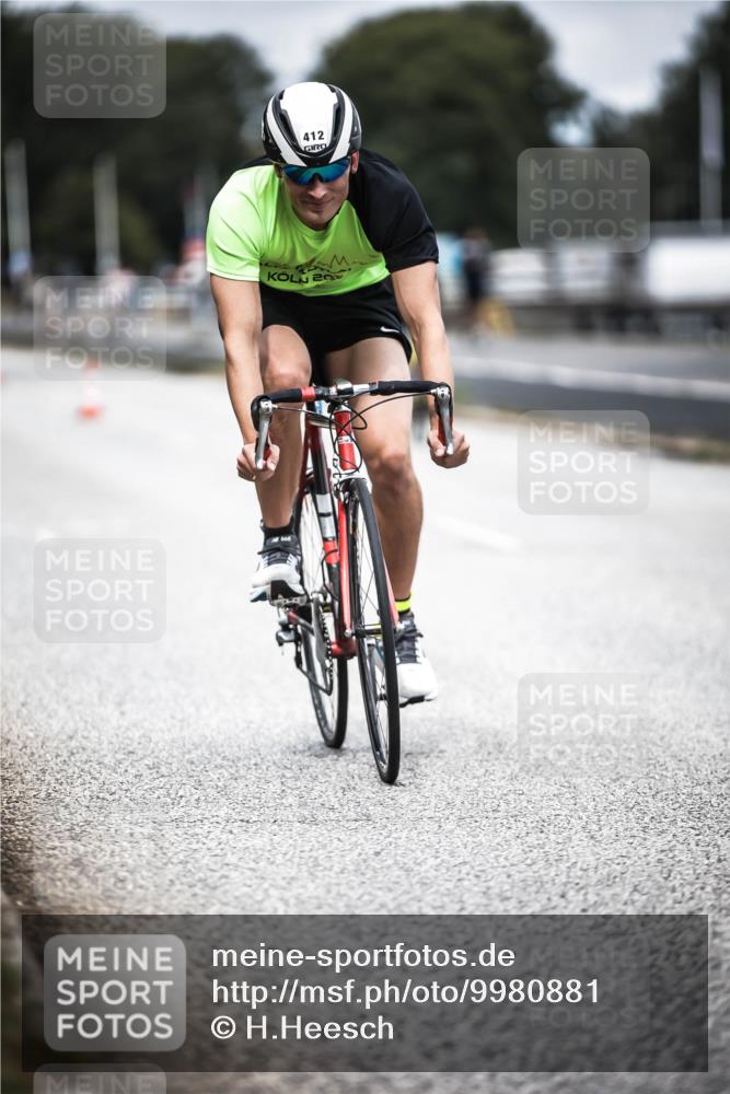 16.08.2026 - KN Förde Triathlon 2026 H.Heesch http://msf.ph/oto/9980881 16.08.2026 11:49:47 Radfahren 378, 416 meine-sportfotos.de