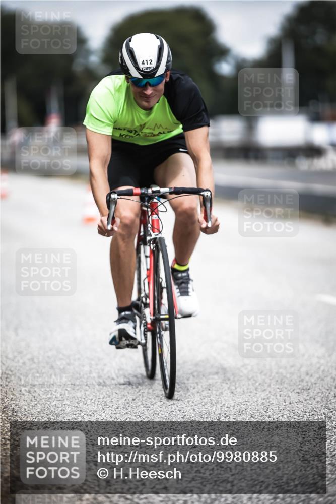 16.08.2026 - KN Förde Triathlon 2026 H.Heesch http://msf.ph/oto/9980885 16.08.2026 11:49:47 Radfahren 378, 416 meine-sportfotos.de