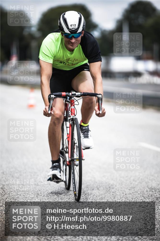 16.08.2026 - KN Förde Triathlon 2026 H.Heesch http://msf.ph/oto/9980887 16.08.2026 11:49:47 Radfahren 378, 416 meine-sportfotos.de